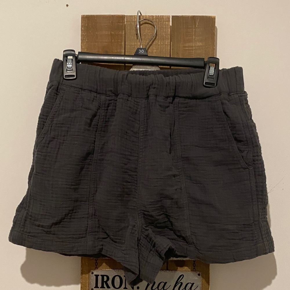Madewell Black Women Shorts